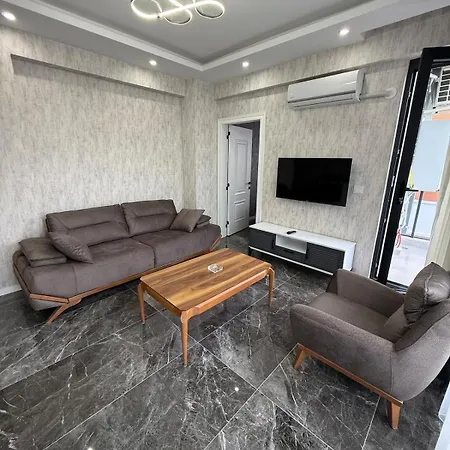 - Akcakoca