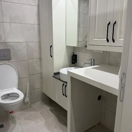 - Akcakoca Denizli (Denizli)