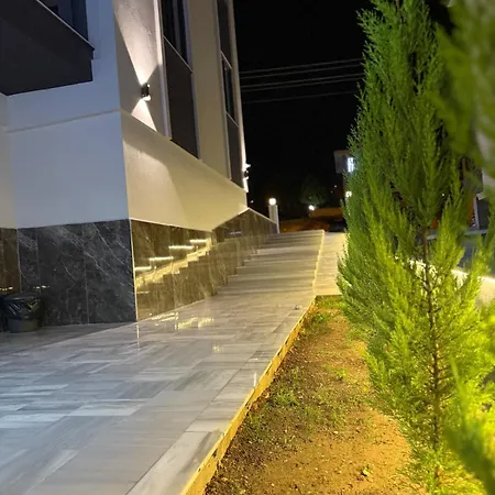 - Akcakoca Denizli (Denizli)